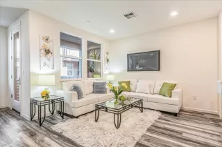 Photo #2: ML81980292 Listing 