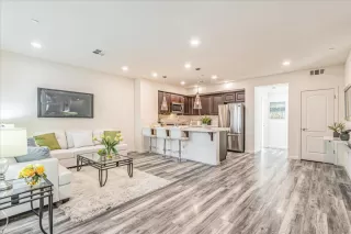 Photo #4: ML81980292 Listing 