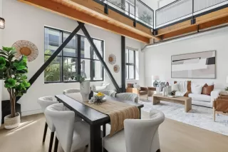 Photo #4: ML81980623 Listing