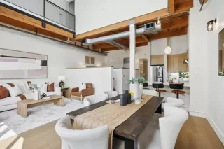 Photo #6: ML81980623 Listing