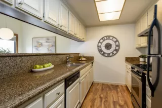 Photo #5: ML81980960 Listing