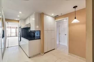 Photo #6: ML81981073 Listing