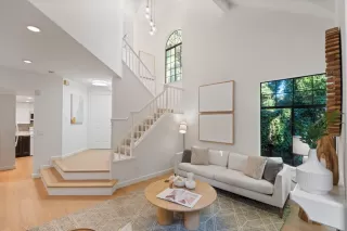 Photo #5: ML81981697 Listing 