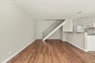 Photo #2: ML81982341 Listing 