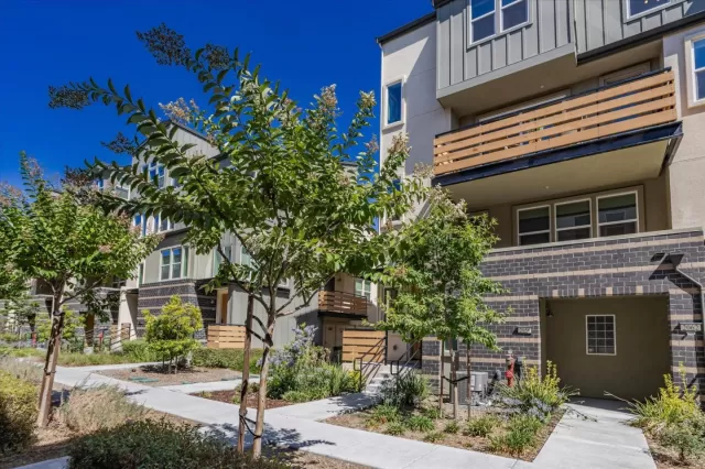 MLS: ML81982365 Condo For Sale