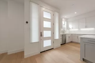 Photo #3: ML81982762 Listing