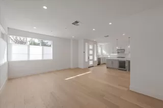 Photo #6: ML81982762 Listing