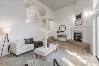 Photo #3: ML81982768 Listing 