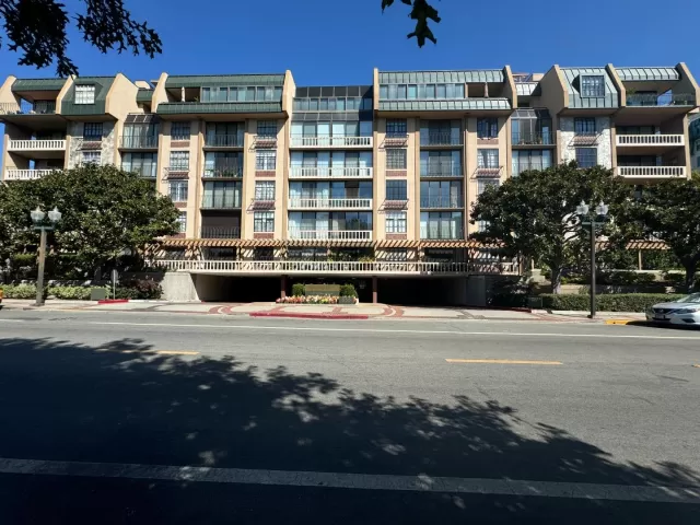 MLS: ML81982911 Condo For Sale