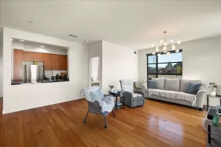 Photo #5: ML81982936 Listing