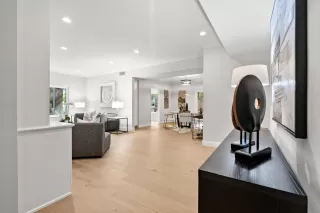 Photo #5: ML81983120 Listing