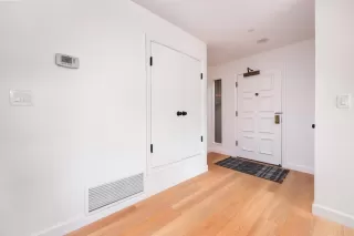 Photo #5: ML81983637 Listing 