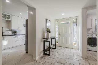 Photo #5: ML81983766 Listing