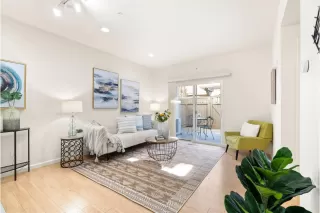 Photo #5: ML81983917 Listing