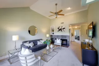 Photo #2: ML81984376 Listing 