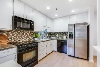 Photo #5: ML81984763 Listing