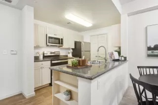 Photo #6: ML81985181 Listing