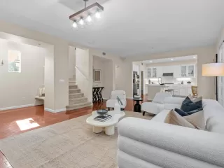 Photo #2: ML81986171 Listing 