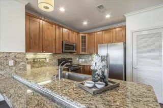 Photo #2: ML81986172 Listing 