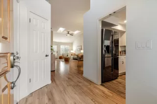 Photo #4: ML81986728 Listing