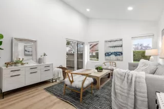 Photo #4: ML81988042 Listing