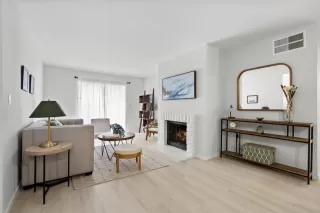 Photo #1: ML81988049 Listing