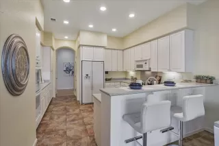 Photo #6: ML81988257 Listing 