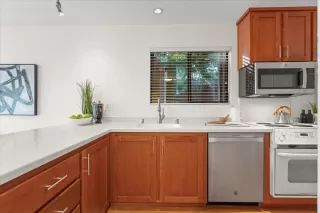 Photo #5: ML81988350 Listing