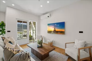 Photo #5: ML81989385 Listing