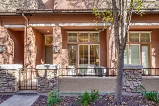 More Details about MLS # ML81989717 : 124 HOLLY TER