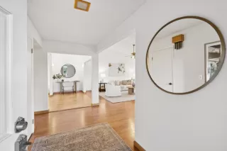 Photo #5: ML81989862 Listing