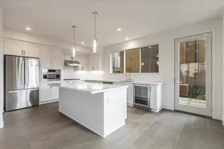 Photo #5: ML81989919 Listing