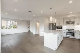 Photo #6: ML81989919 Listing