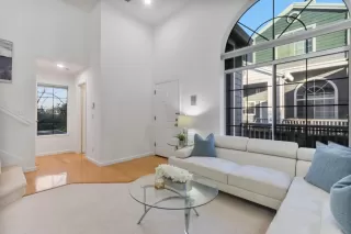 Photo #5: ML81990793 Listing