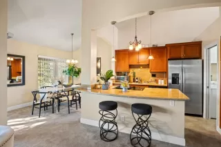 Photo #5: ML81992317 Listing