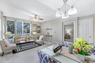 More Details about MLS # ML81992413 : 1101 S MAIN ST 211