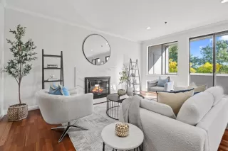 Photo #4: ML81992642 Listing 