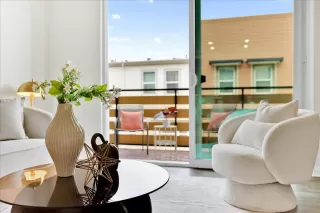 Photo #5: ML81993027 Listing