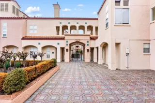 Photo #2: ML81993665 Listing