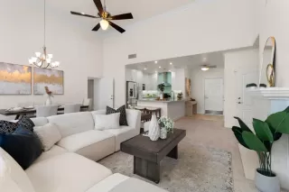 Photo #4: ML81994093 Listing