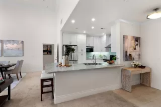 Photo #5: ML81994093 Listing