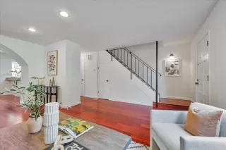 Photo #6: ML81994556 Listing 