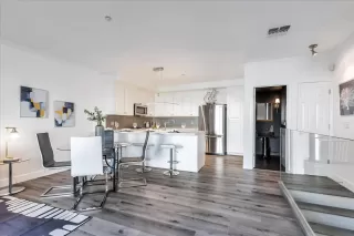 Photo #5: ML81994836 Listing