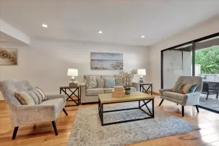 Photo #5: ML81994842 Listing