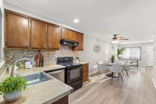 Photo #4: ML81994946 Listing 