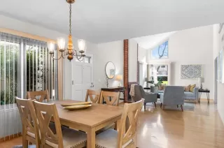 Photo #5: ML81994984 Listing