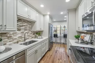 Photo #5: ML81995046 Listing