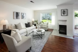 Photo #5: ML81995347 Listing