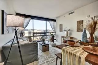 Photo #6: ML81995381 Listing