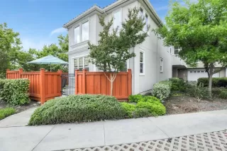 More Details about MLS # ML81995387 : 200 VISTA ROMA WAY